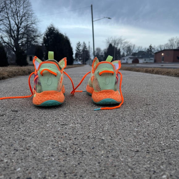 Nike Other - Paul George 4 gatorades
